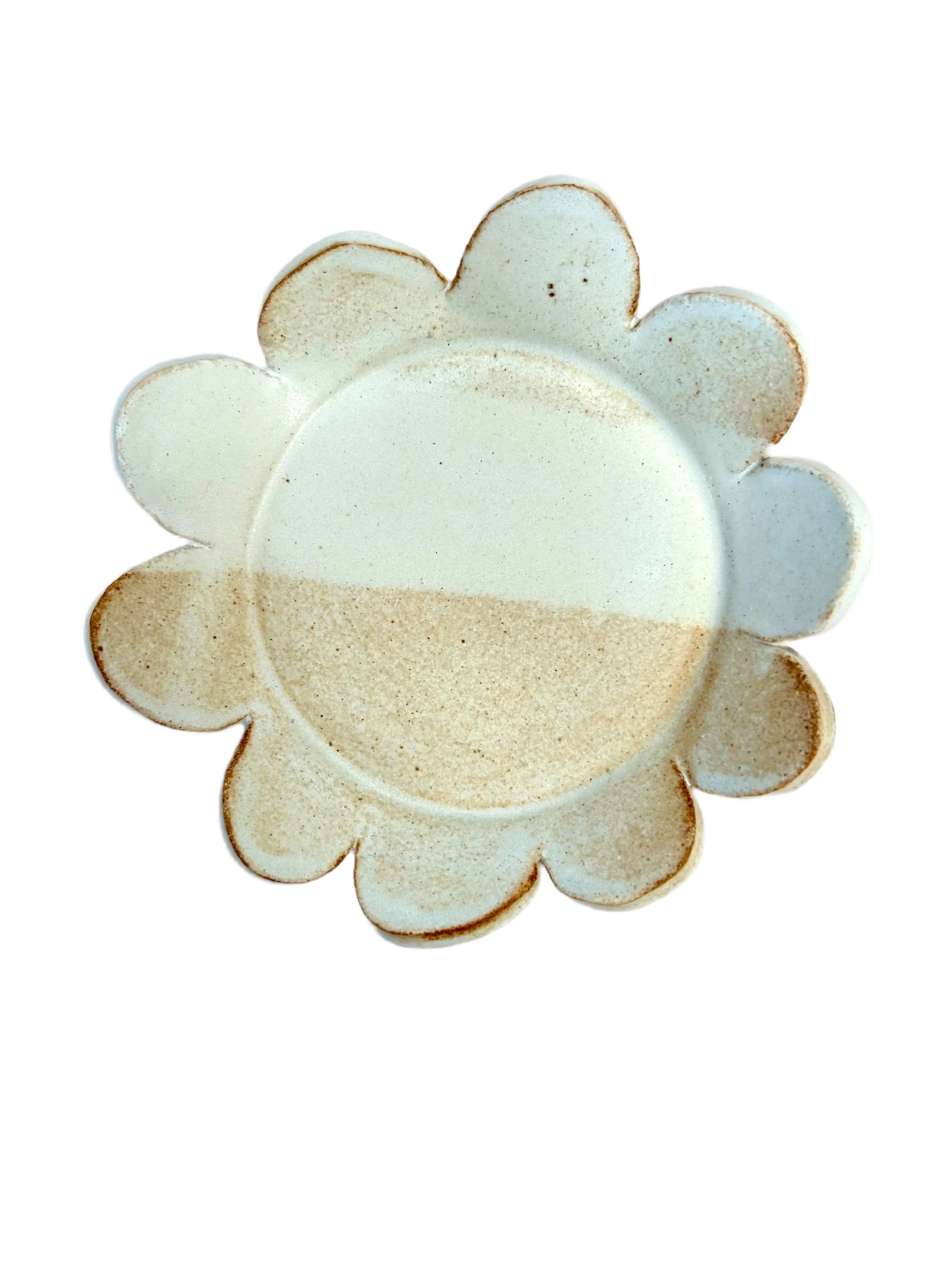 Satin Scallop Catch All Dish.JPG