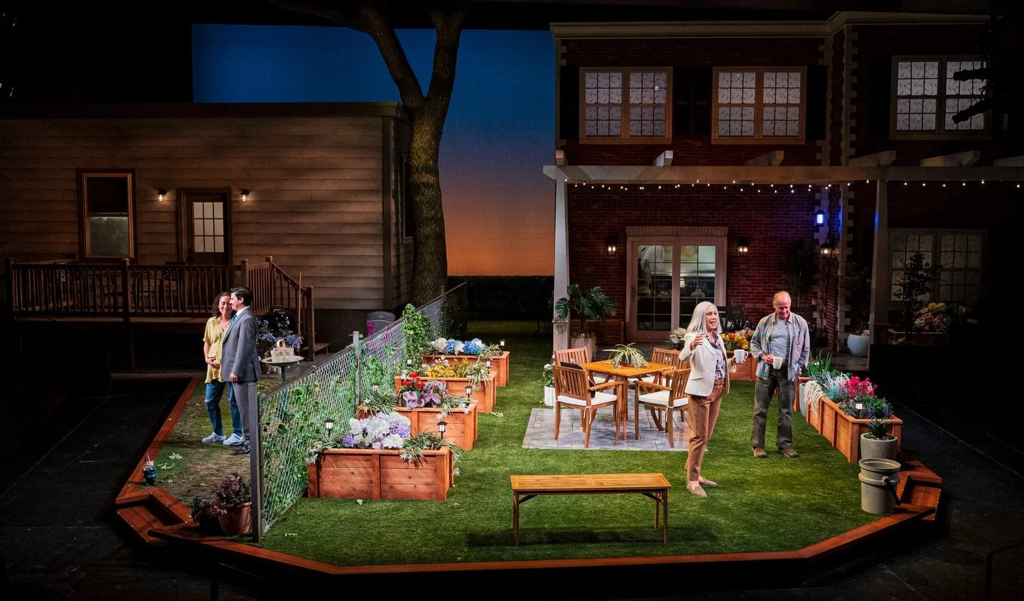 Native Gardens opens tonight at @hartfordstage! 

So happy to return to this company and tell such a joyous story. Even better when I get to share space with the brilliant @nawatson98. 

My immense gratitude to the teams at Hartford Stage for making 