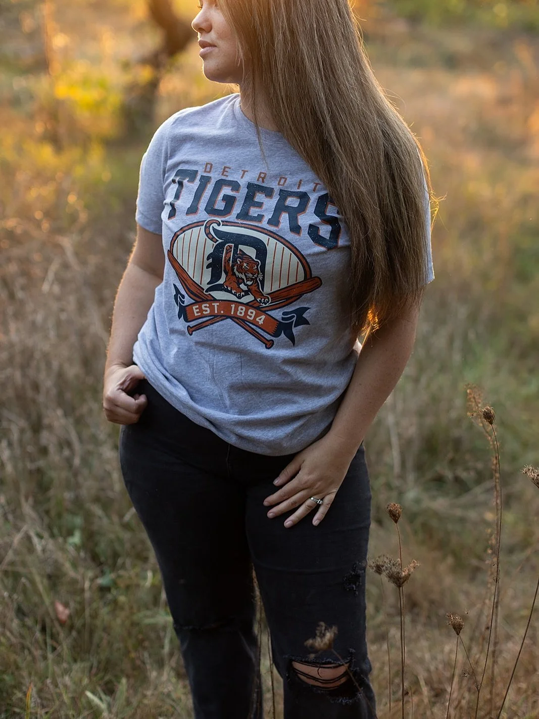 EAT ‘EM UP TIGERS 🐯⚾️
Game day energy is in the air and we’ve got the gear to match!
Need custom shirts, hats, banners, or DTF prints for your team, business, or event? We’ve got you covered at Custom Sports & Apparel 🙌
📍 S