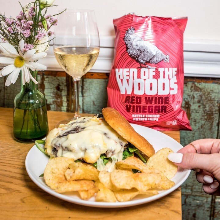 If you haven't tried these raclette burgers from @therhined you're missing out! Paired with a fresh glass of chilled wine and a bag of our crispy kettle chips&mdash;the perfect hump-day pick-me-up.⁠
⁠
Summer Raclette at The Rhined is every Wednesday 