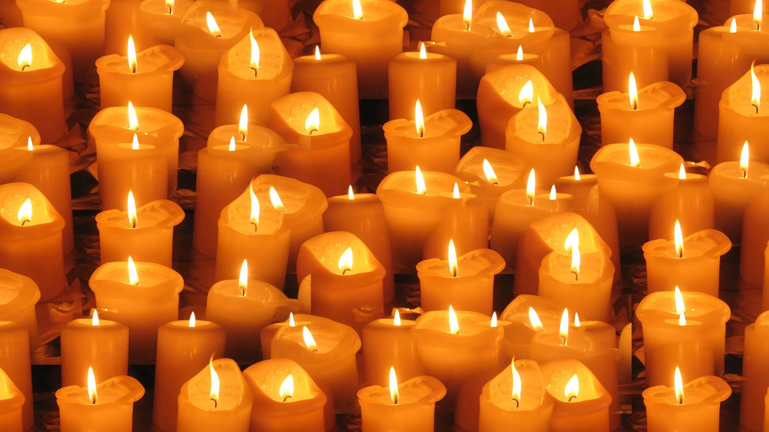 candles-light-lights-evening-80461.jpeg