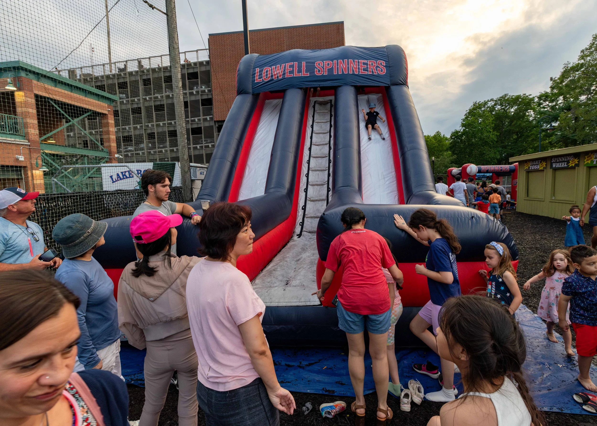 lowelljuly4th-low-res-64_55382506095_o.jpg
