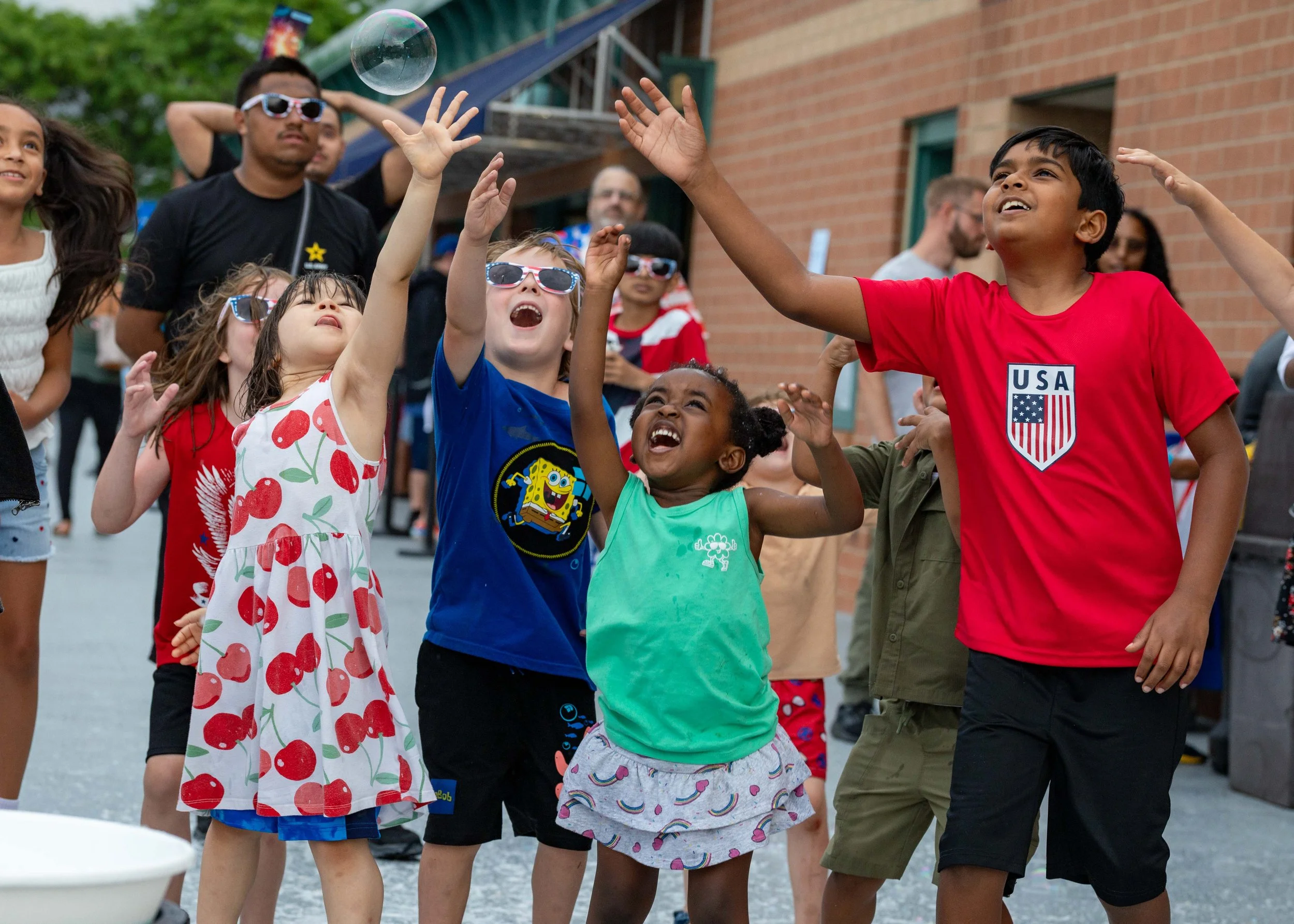 lowelljuly4th-low-res-39_55381169322_o.jpg