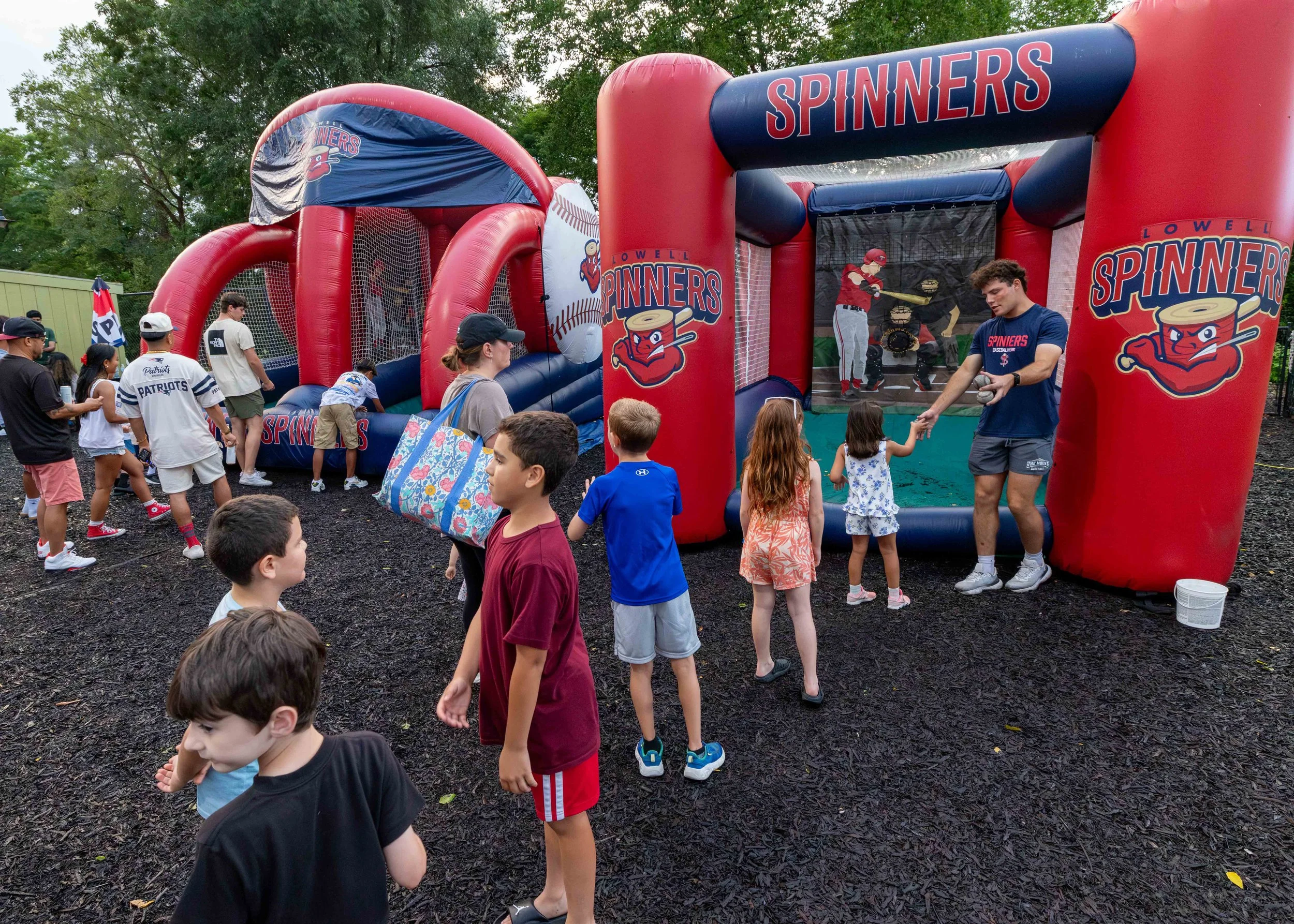 lowelljuly4th-low-res-63_55382104456_o.jpg