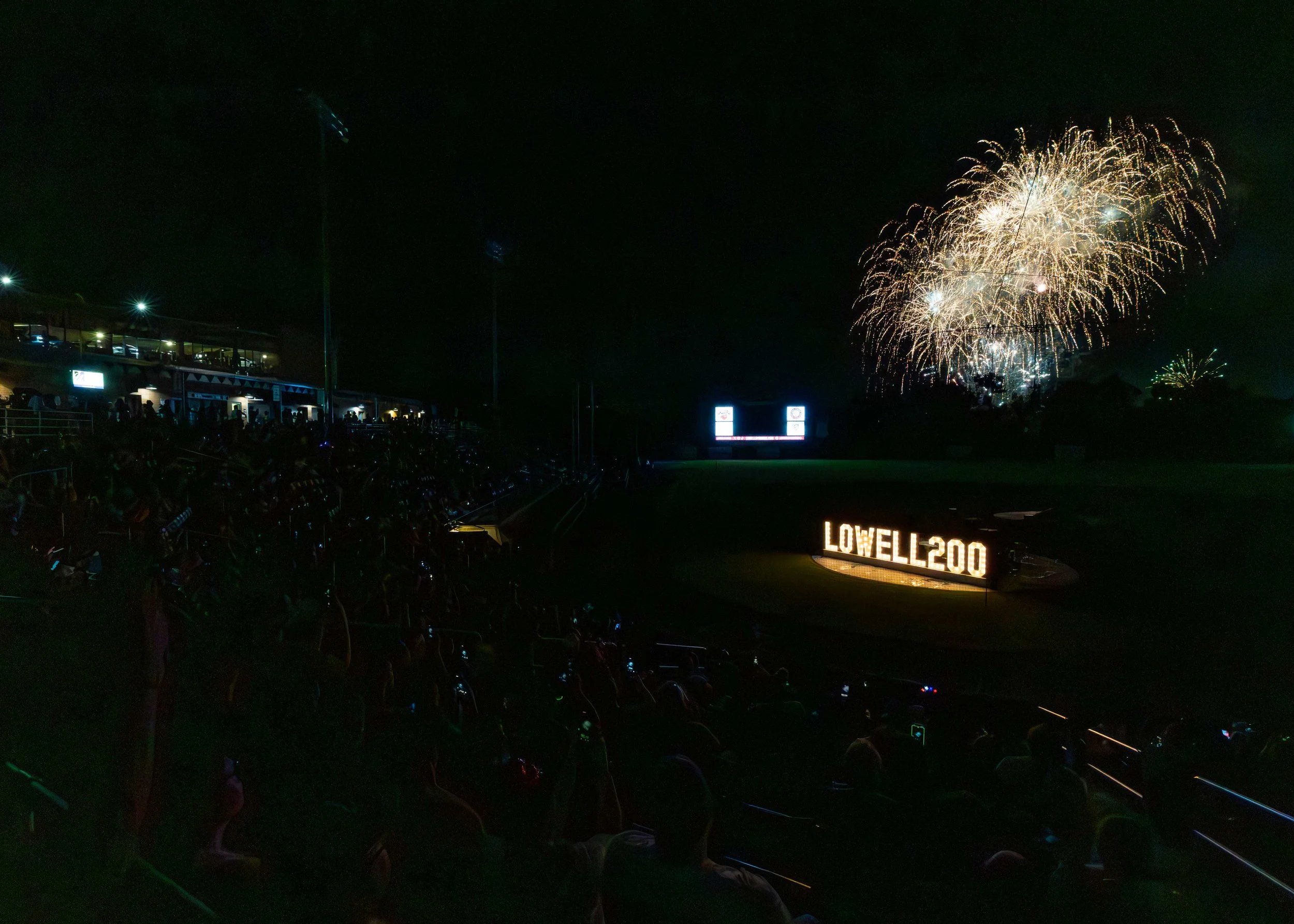 lowelljuly4th-low-res-96_55382285729_o.jpg