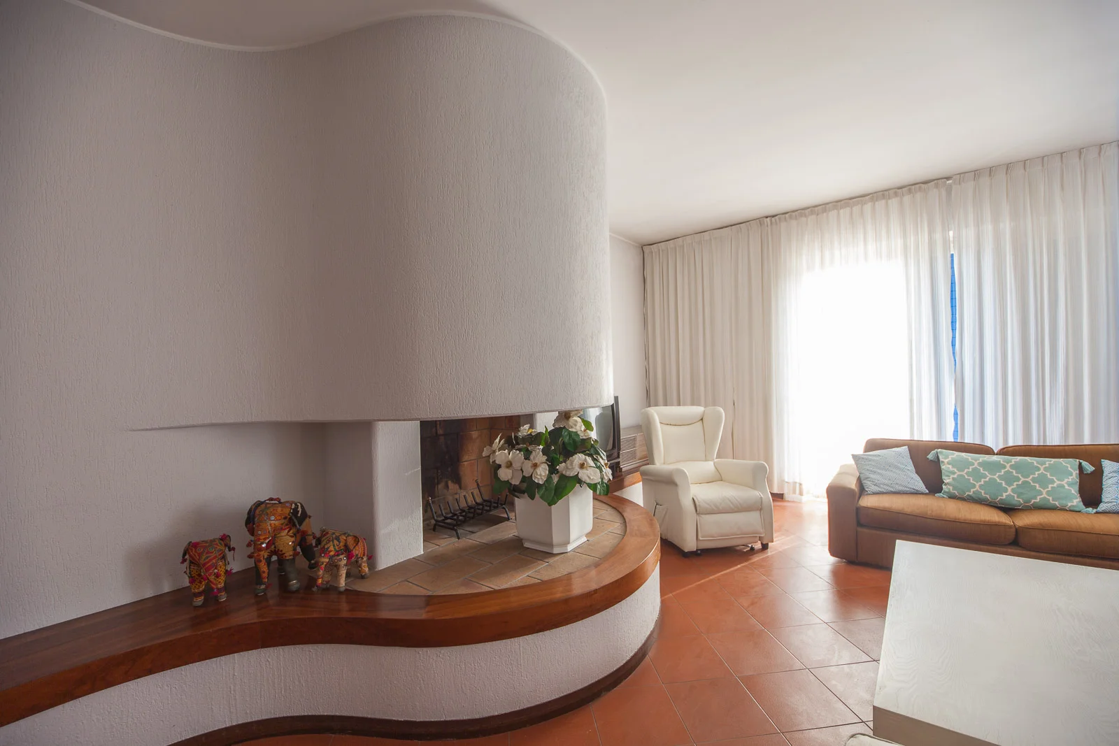 nicola-preti-architetto-verona-nuova-villa-lazise-07.jpg