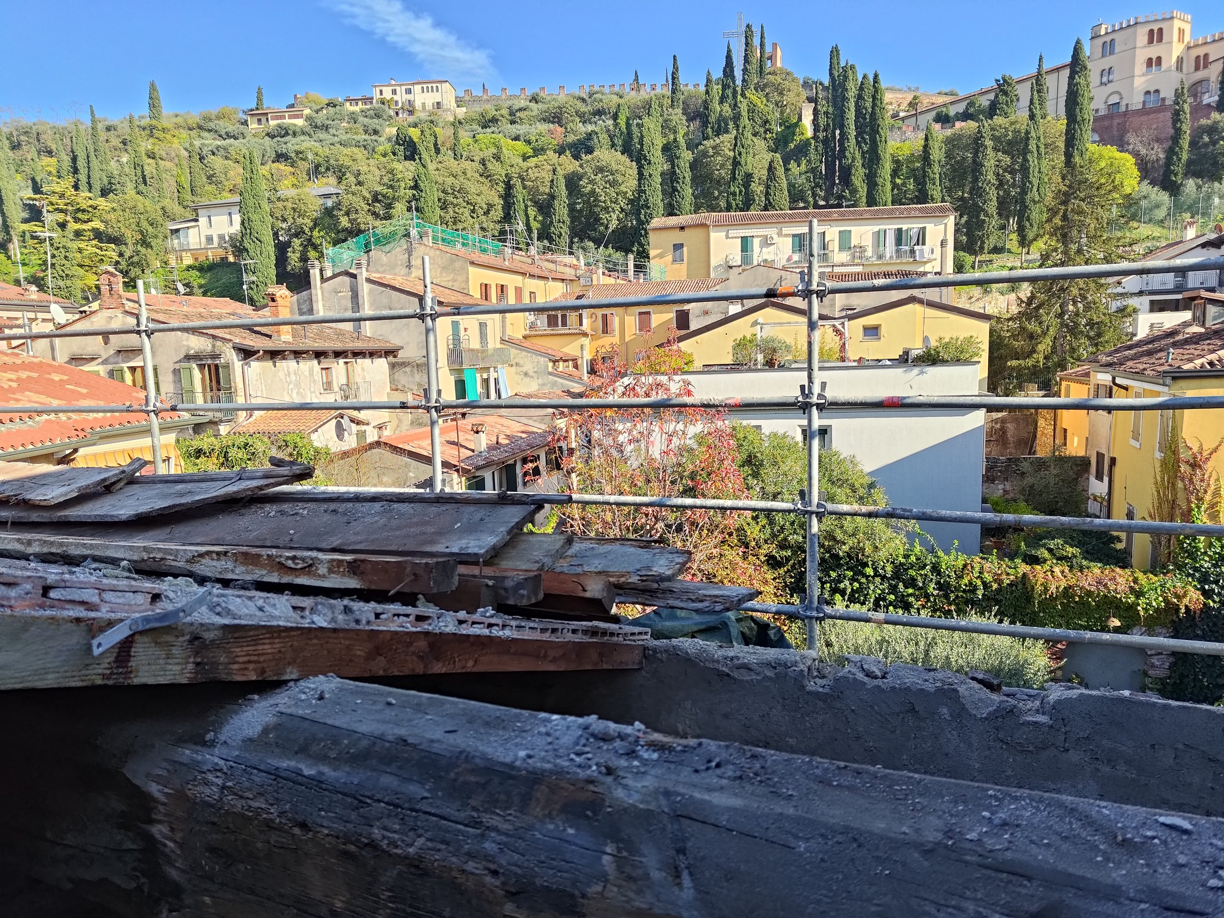 Recupero sostenibile di una copertura storica: un caso studio di risanamento strutturale