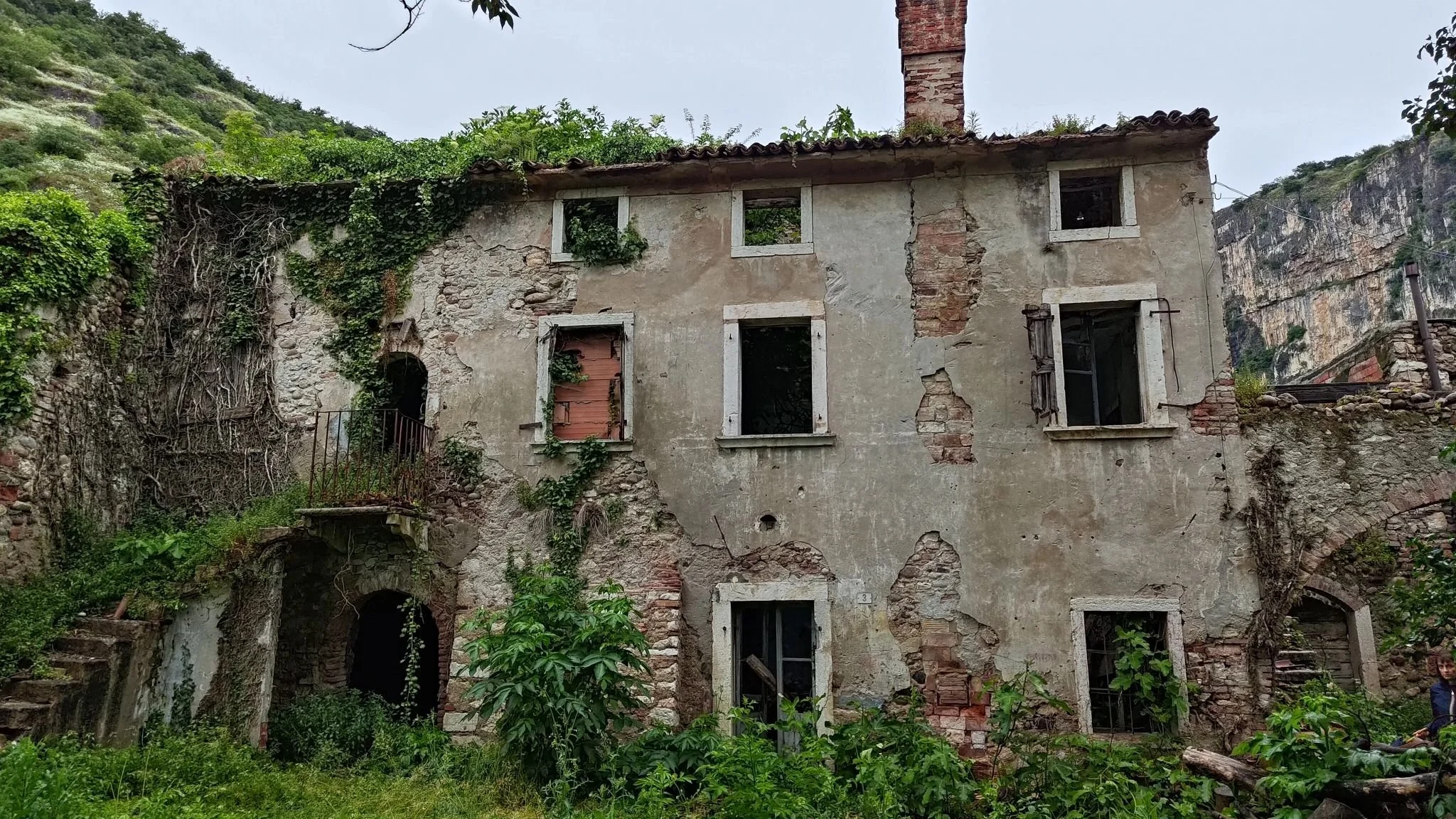 L'Arte di Ristrutturare con Anima: Perché i Miei Clienti Mi Affidano i Loro Immobili di Pregio