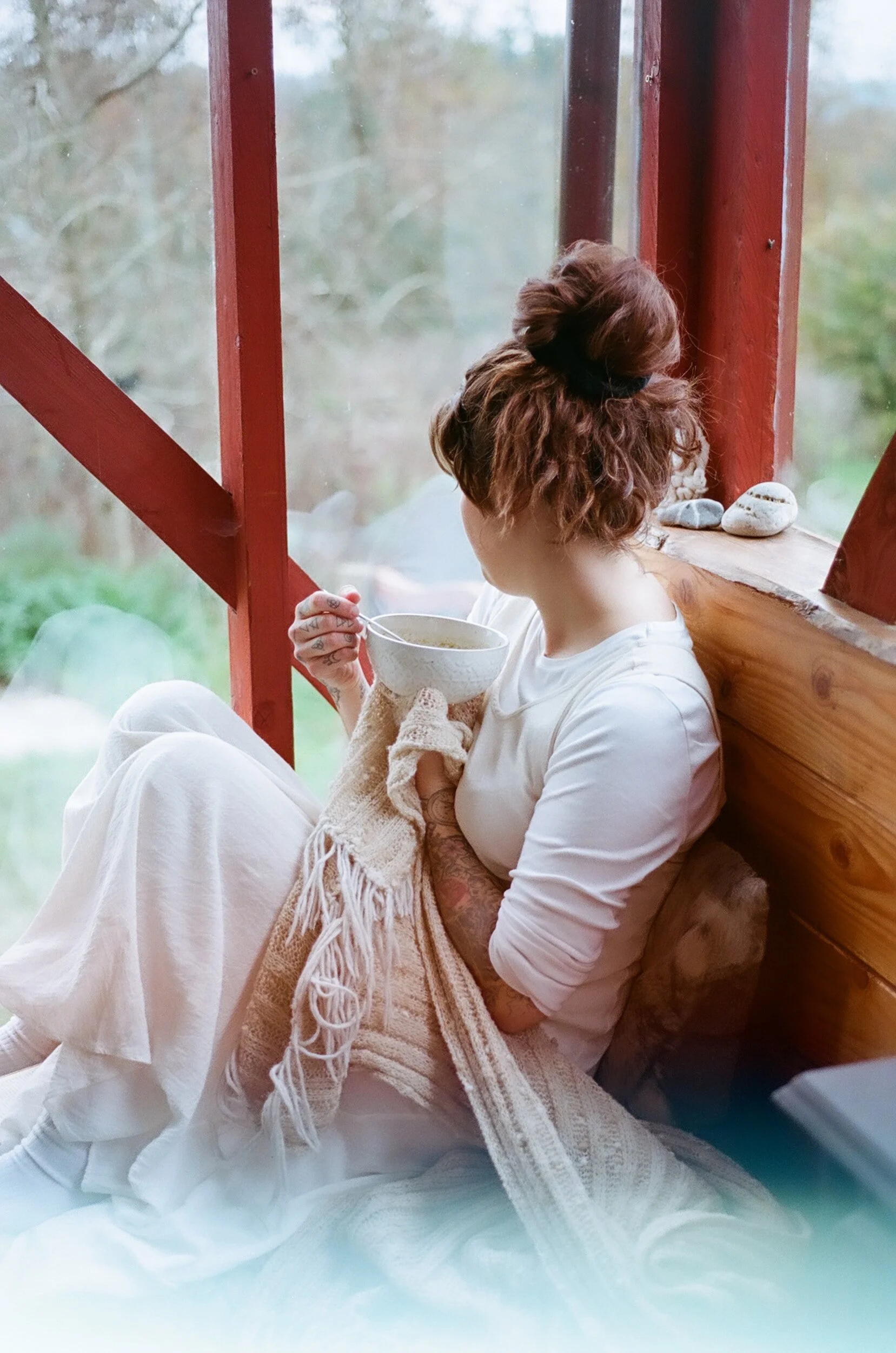 Navigating Holiday Stresses: Unleashing the Power of Mindfulness for Young Adults
