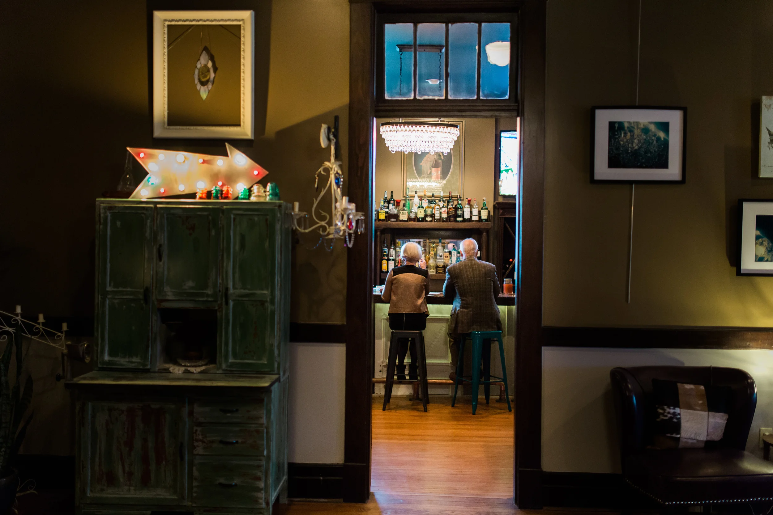 Hello Jackson: Chandelier Café & Catering
