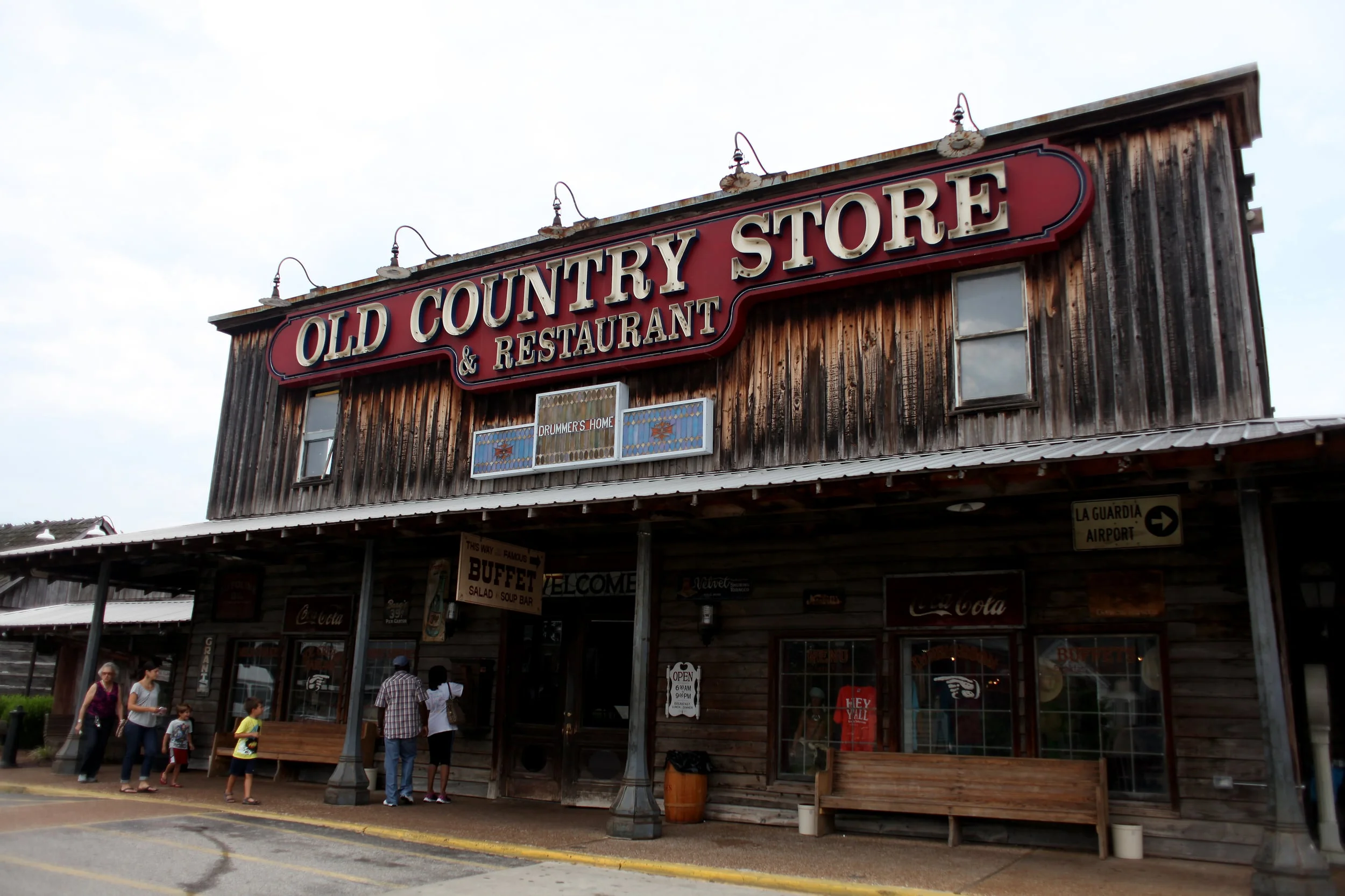Hello Jackson: Brooks Shaw & Son Old Country Store