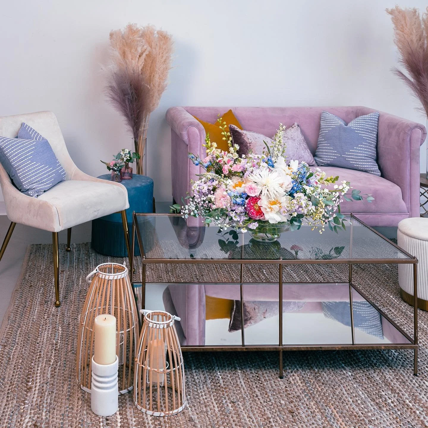 Creating beauty and calling it &ldquo;work.&rdquo; Oh how lucky we are ✨

Styling + design: yours truly 
Photography: @the.blended.lens 
Rentals: @wallflower_rentals_decor 
Florals: @coloradogreenery