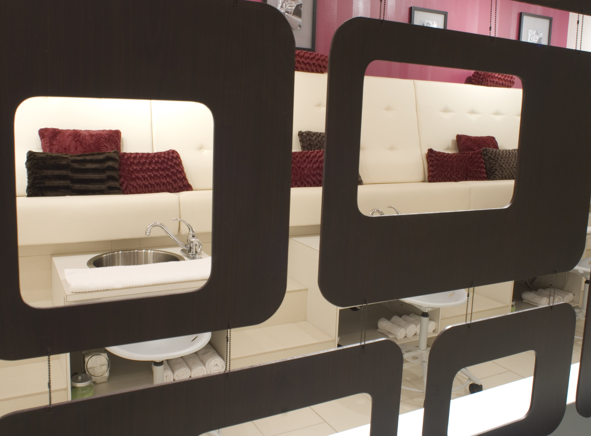 pedicure bench