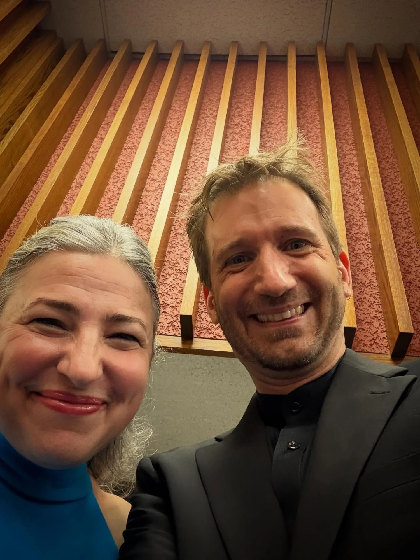 Pre and post concert shots with the incredible @amyschwartzmoretti @orchestraindiana ! #barber #violin #concerto