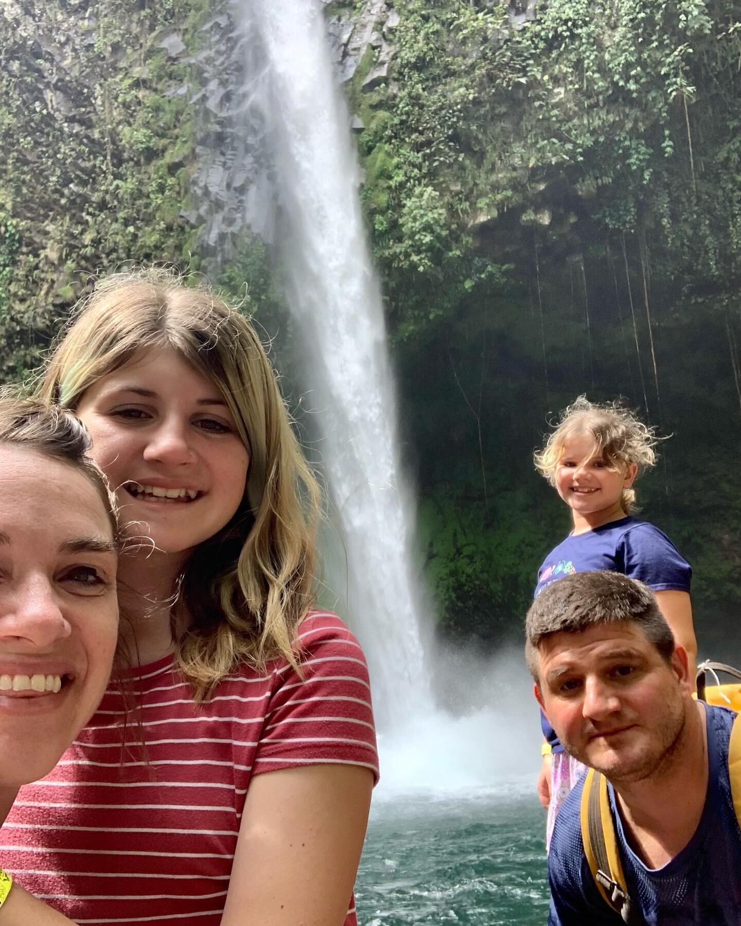 We took our gals to Costa Rica! Tried to fit the fav moments here but I'll have to continue this in our stories 💚. Truly delightful to return together to the place we met and to introduce our daughters to a country we love. #costarica