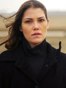Author Juile Cross