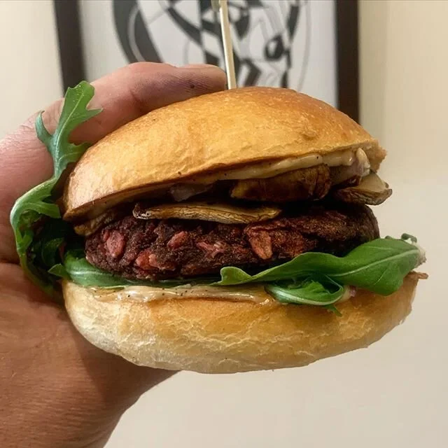 Our feed has been all about the sweeter comforts lately, but we’ve been wanting to show off some of our #foodfood #favorites that can keep you fueled during these tough times. The Seattle Burger is a protein-rich house made patty with peas, bee