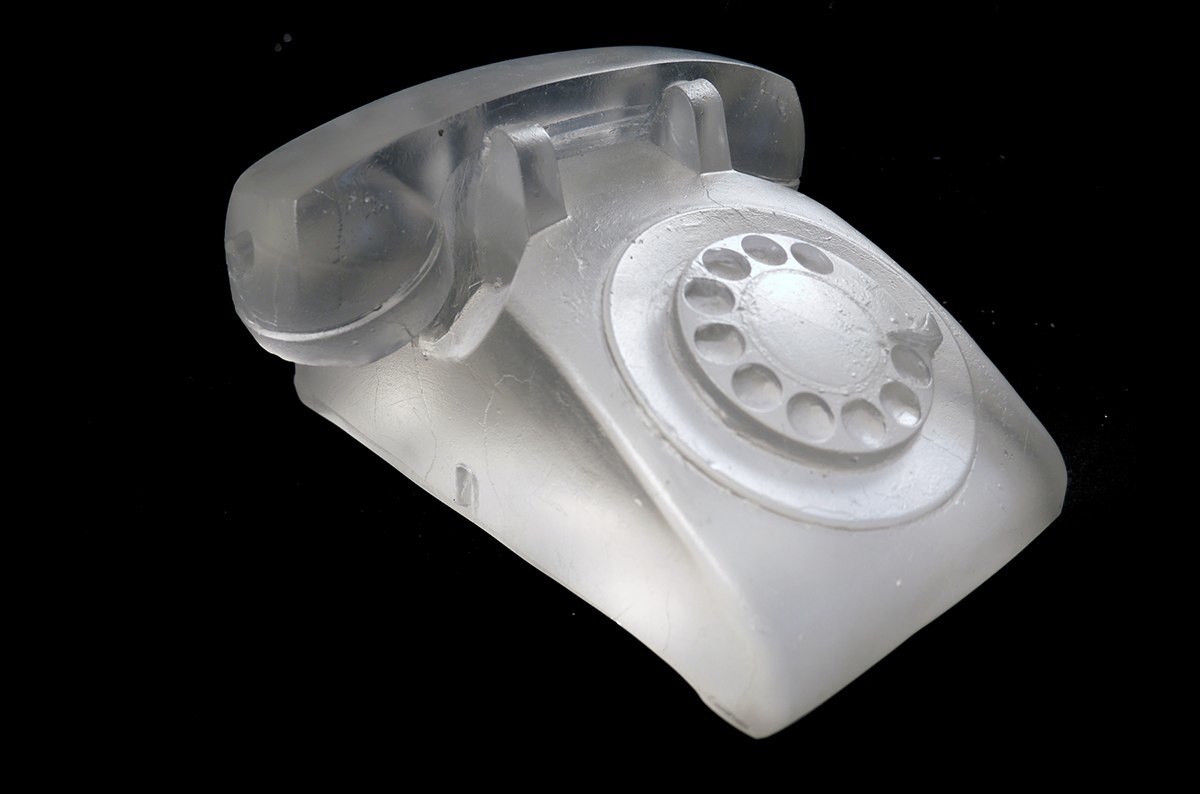 Jen Blazina, "Telephone II," 2013, kilnformed glass, 9 x 8 x 5 inches