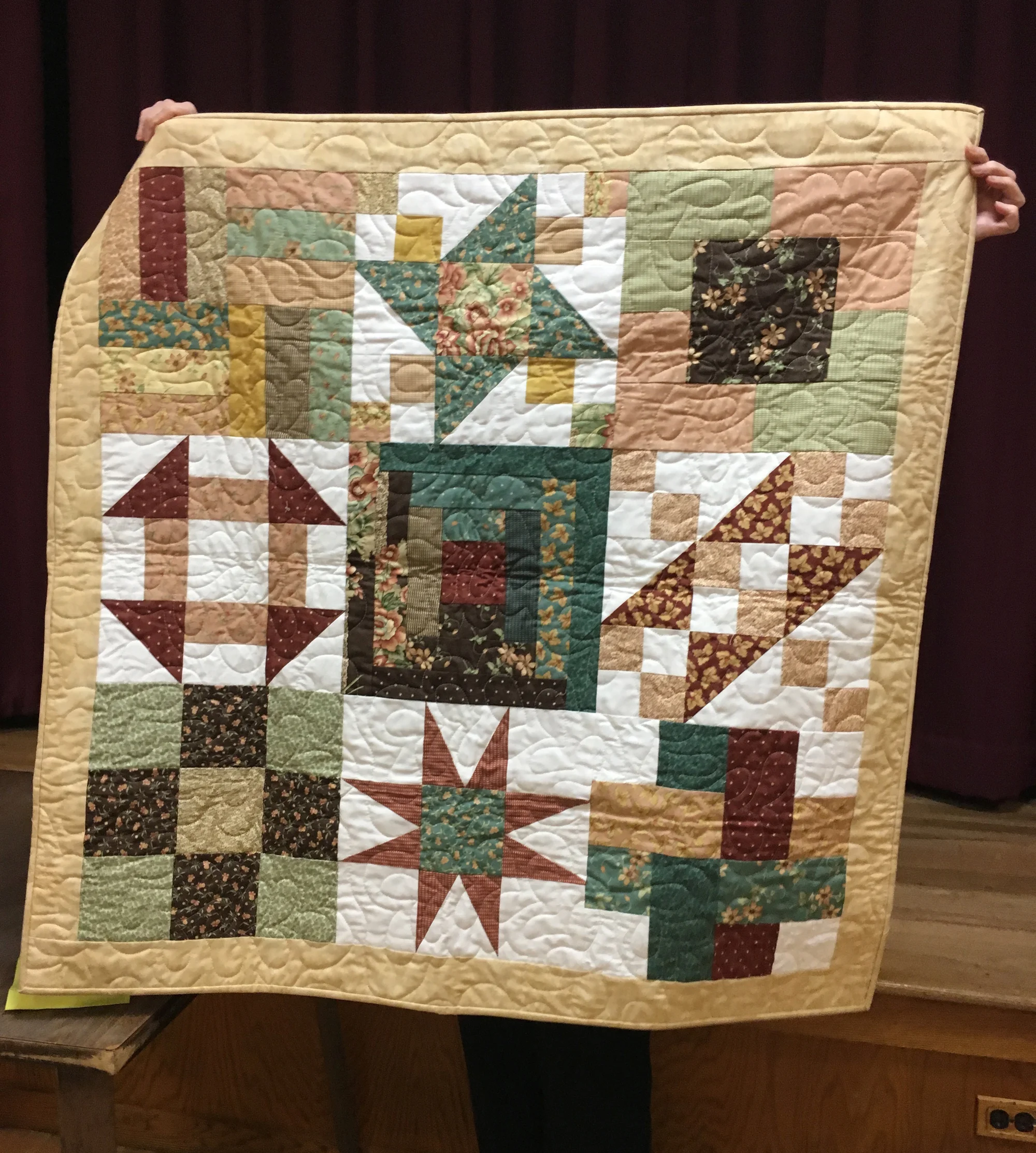 Pizza Box quilt by Janet Finello