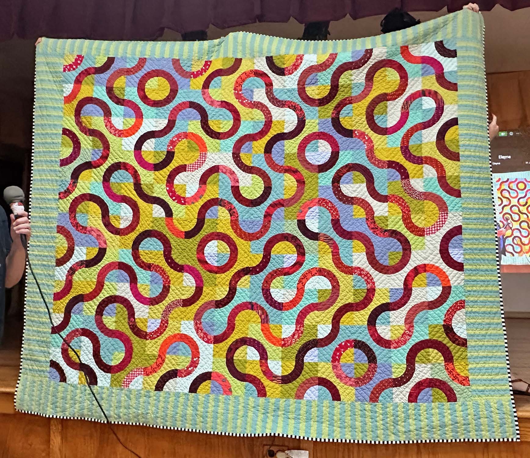 2027 Raffle Quilt, designed by Lois Strasberg