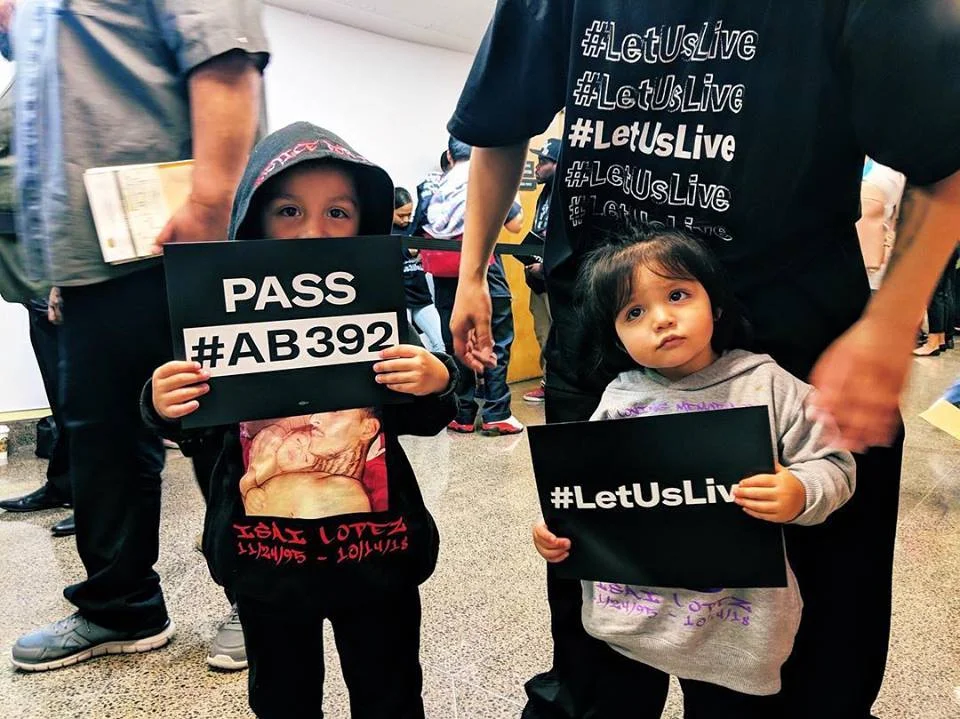 letuslive_kidssigns.jpg