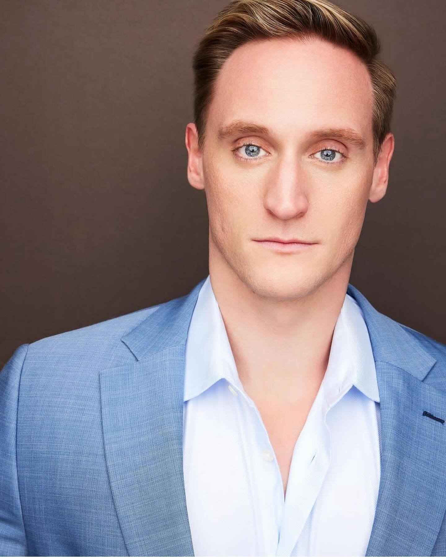 Men&rsquo;s grooming on the wonderful @nathanieldolquist , can&rsquo;t wait to show you his LOJ photos next.
Shot by: @chrisjonphotography