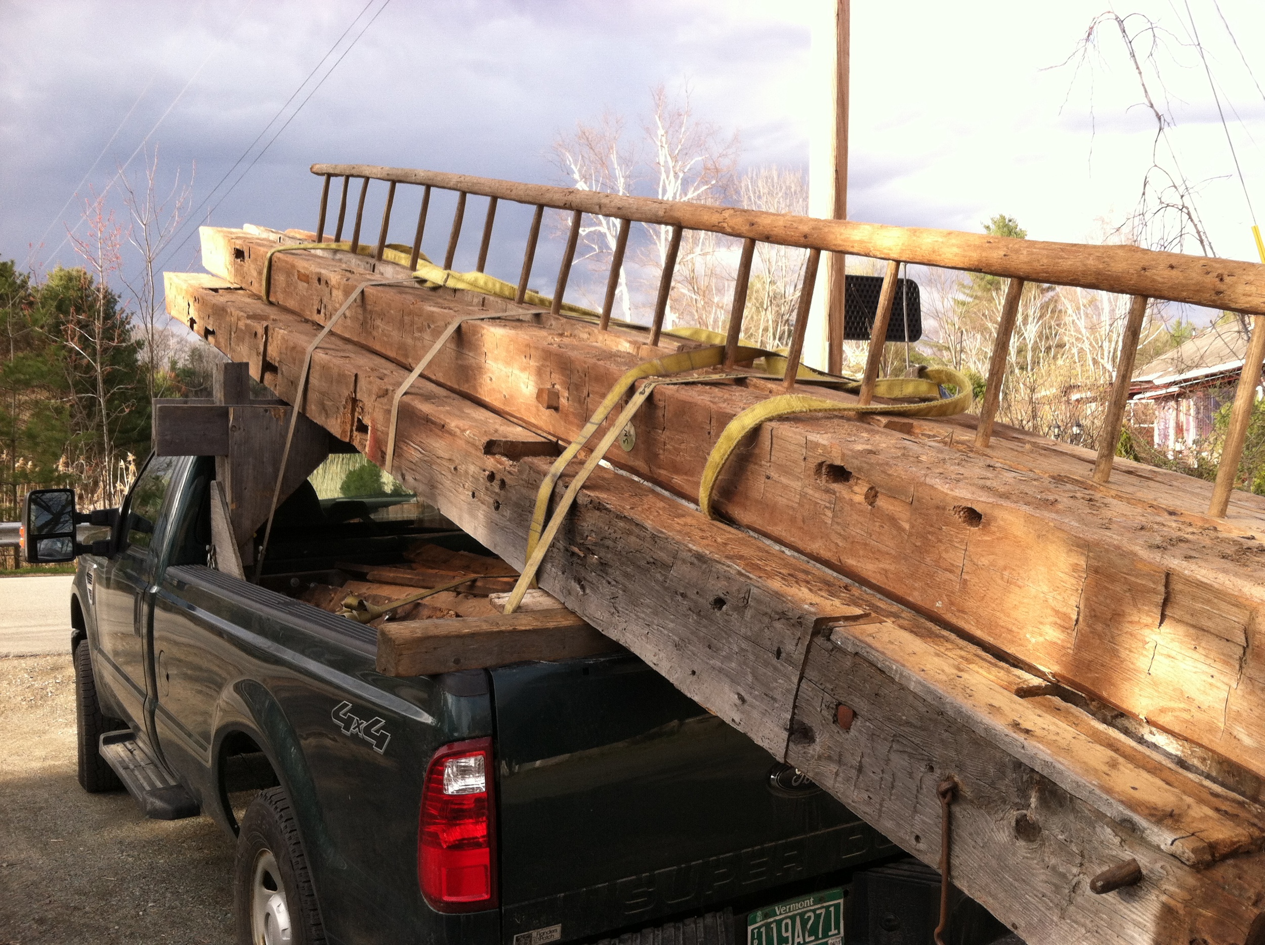jerusalem beams on truck.JPG