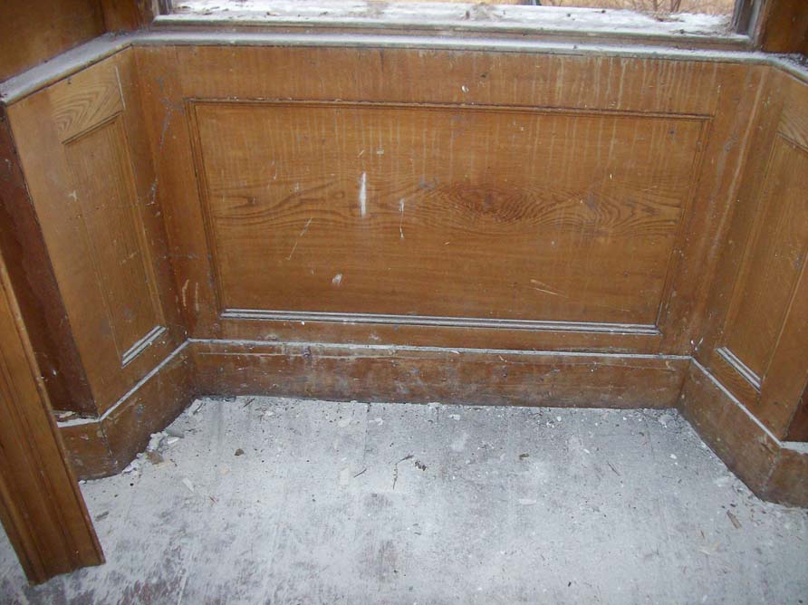 bath folding shutters 4.JPG