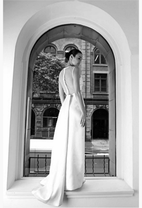 BRIDE // CARLA ZAMPATTI BRIDAL ...