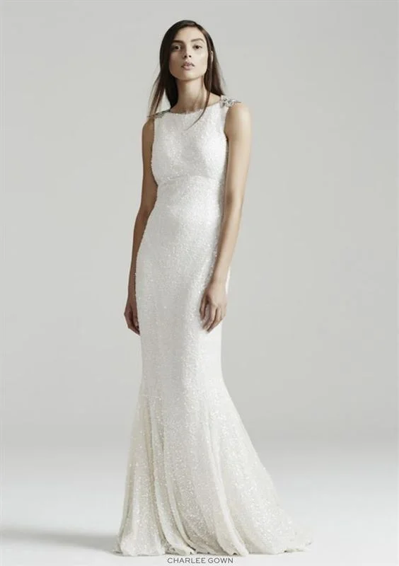 wedding dresses for athletic body type