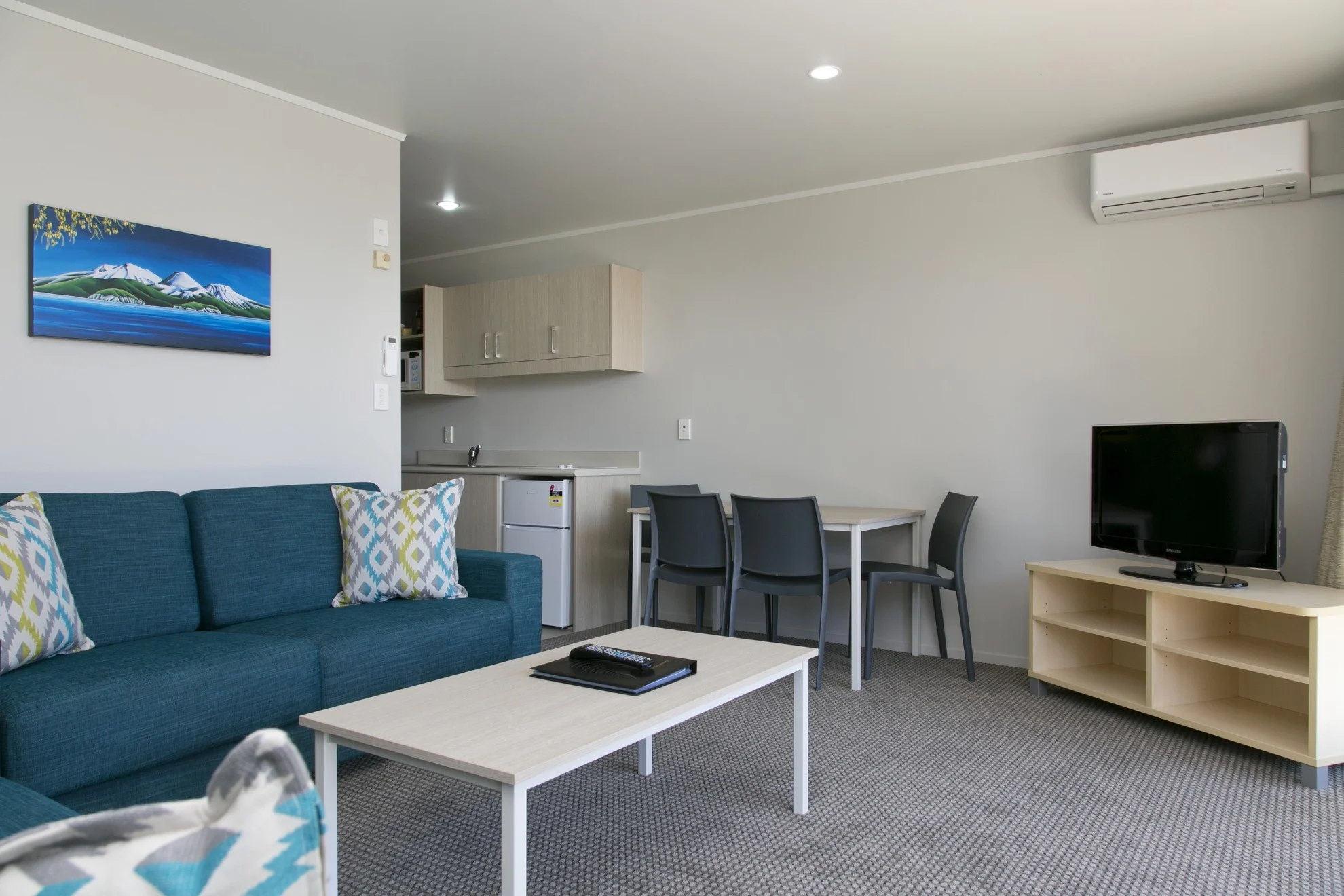 One bedroom living area.jpg