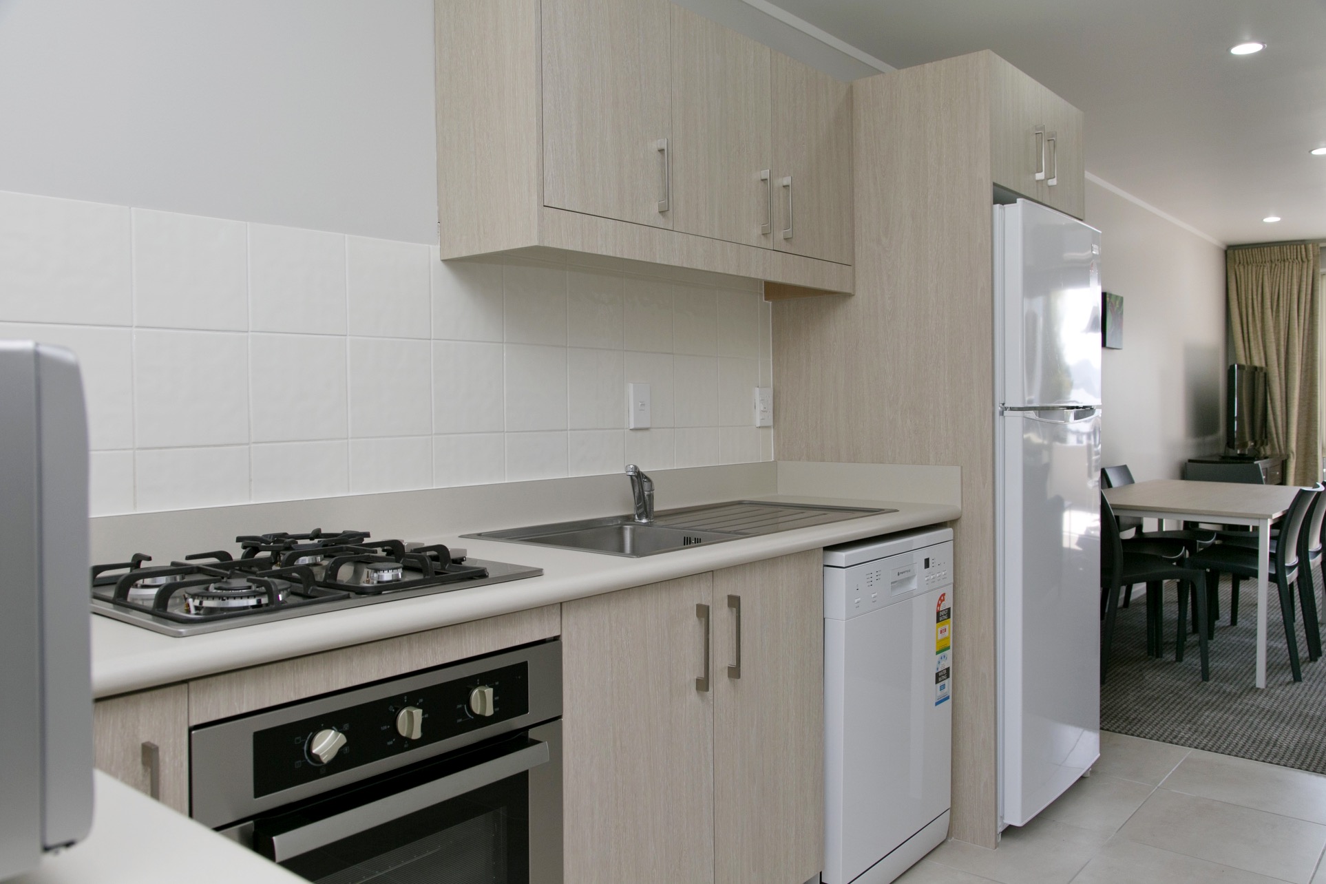 three bedroom kitchen 2.jpg