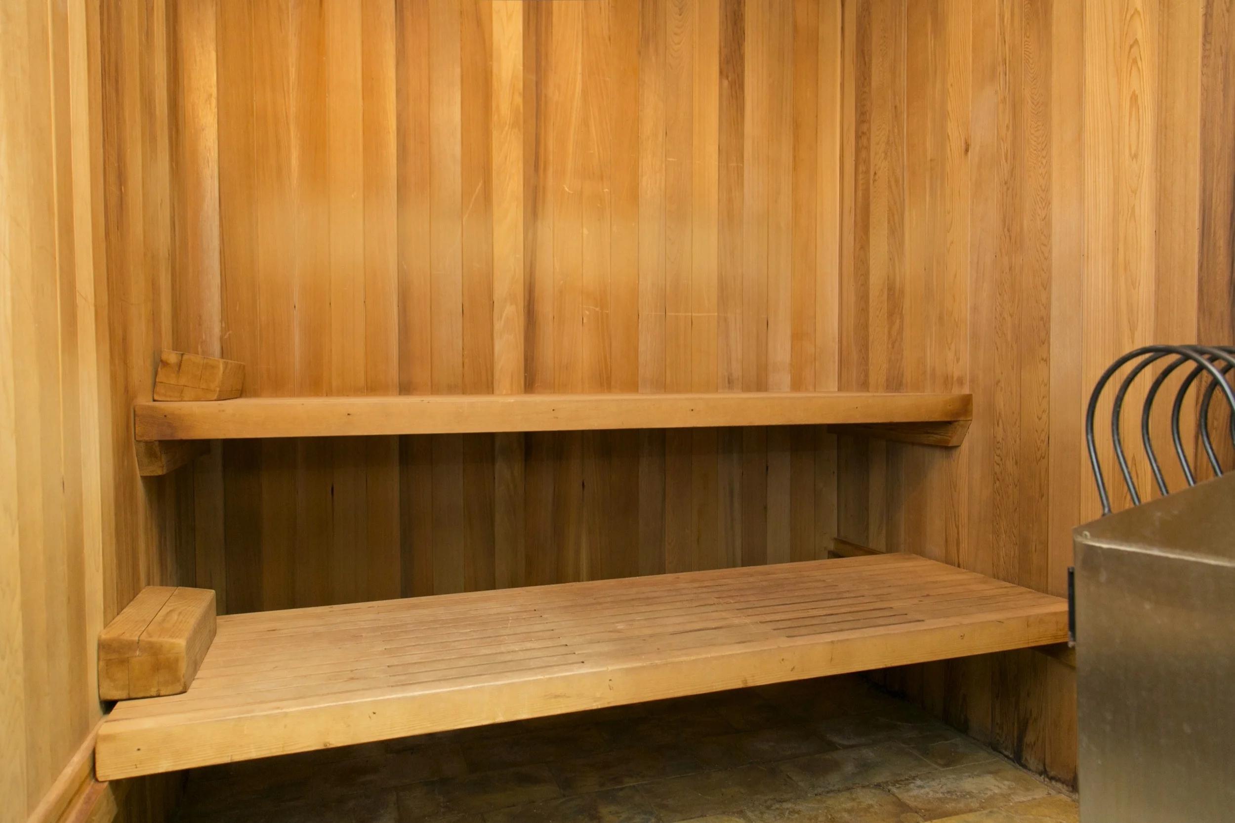 sauna 1-min.jpg