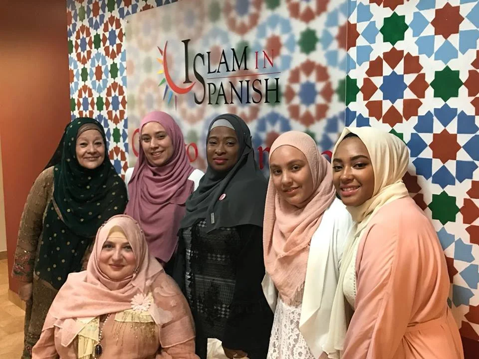 hermanasMural.jpg