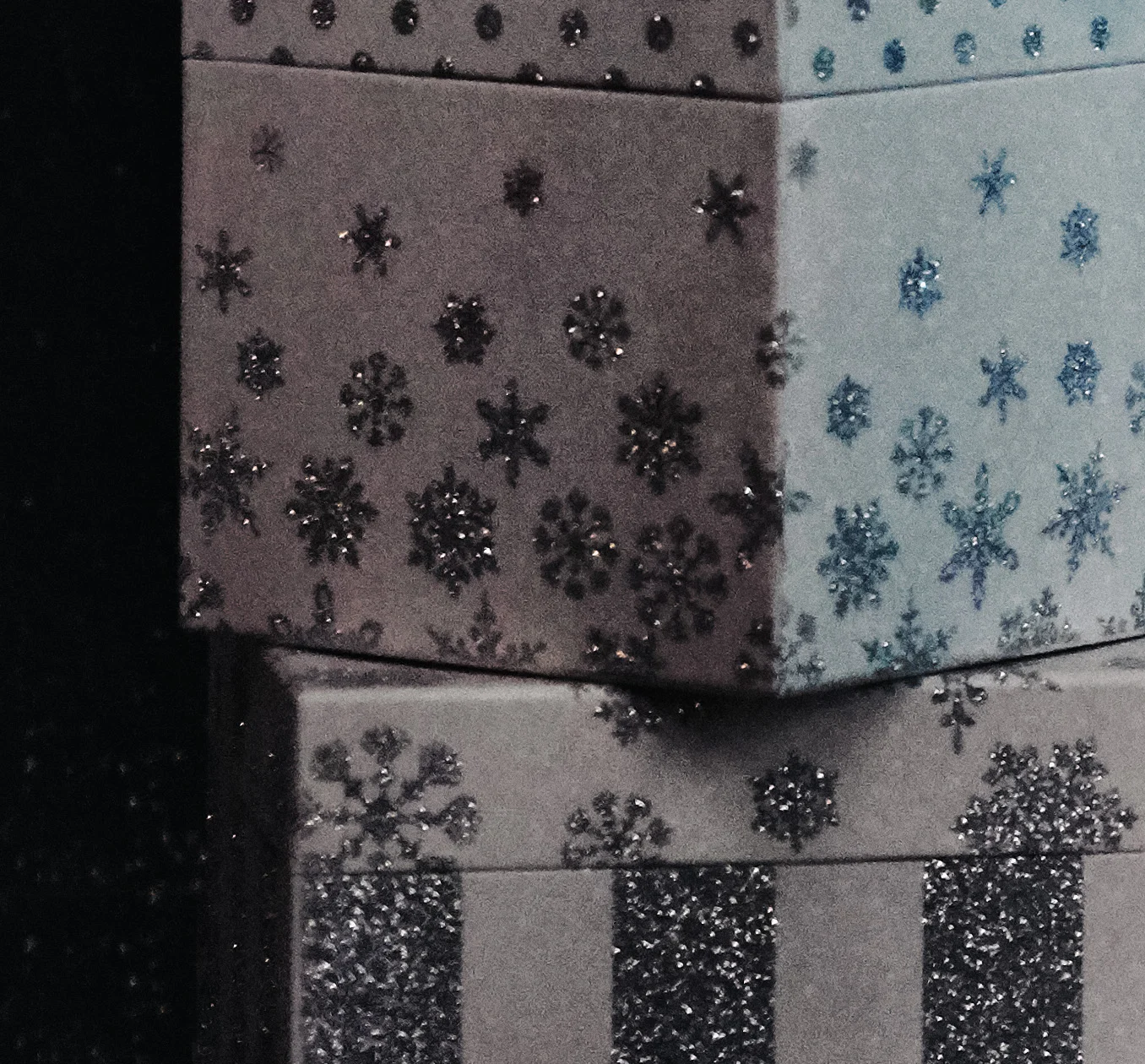 bottom left corner - 100% Crop (click to enlarge)
