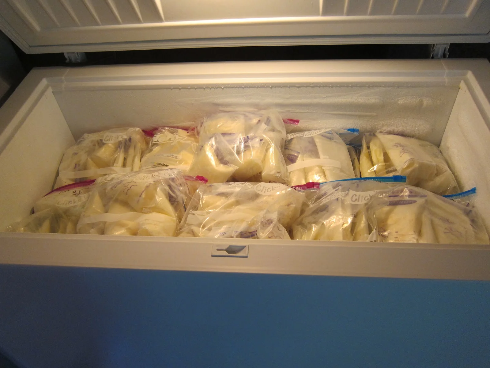 To new moms: put down your pump!