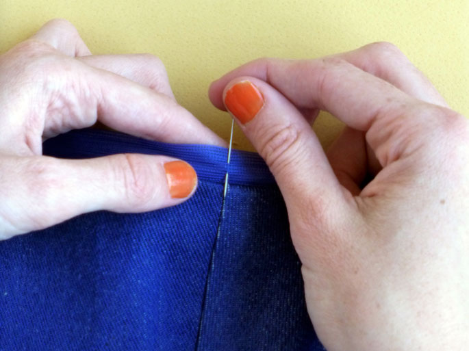 how_to_sew_an_invisible_zip_8