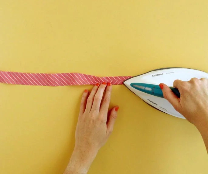 How to finish an armhole with bias binding — In the Folds