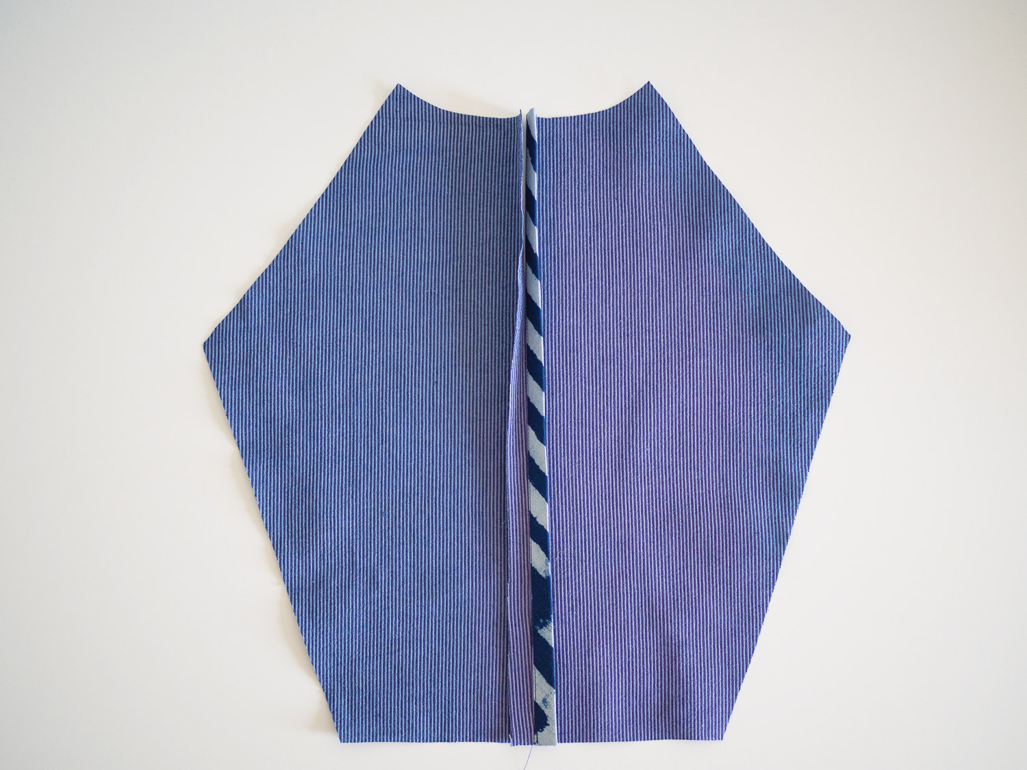 bias_bound_seam_11