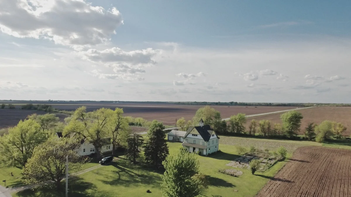 vimeo1200_009.jpg