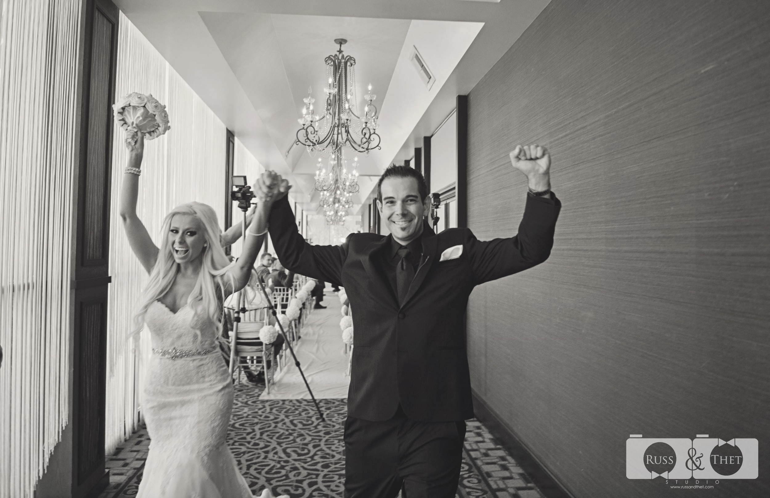 Jon&Kimee-The-Hills-Hotel-Wedding-Photographer (58).jpg