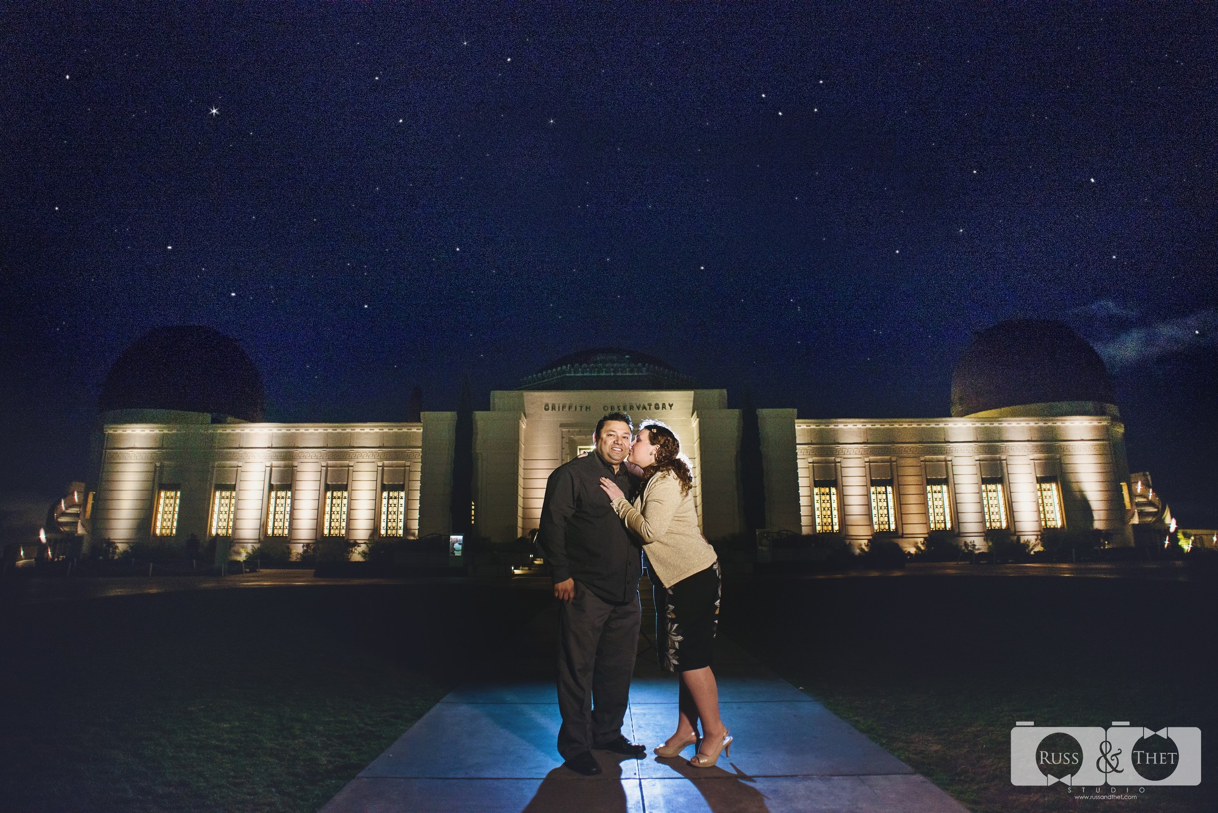 Hector&Vanessa-Griffith-Conservatory-Engagement-Photographer (10).jpg