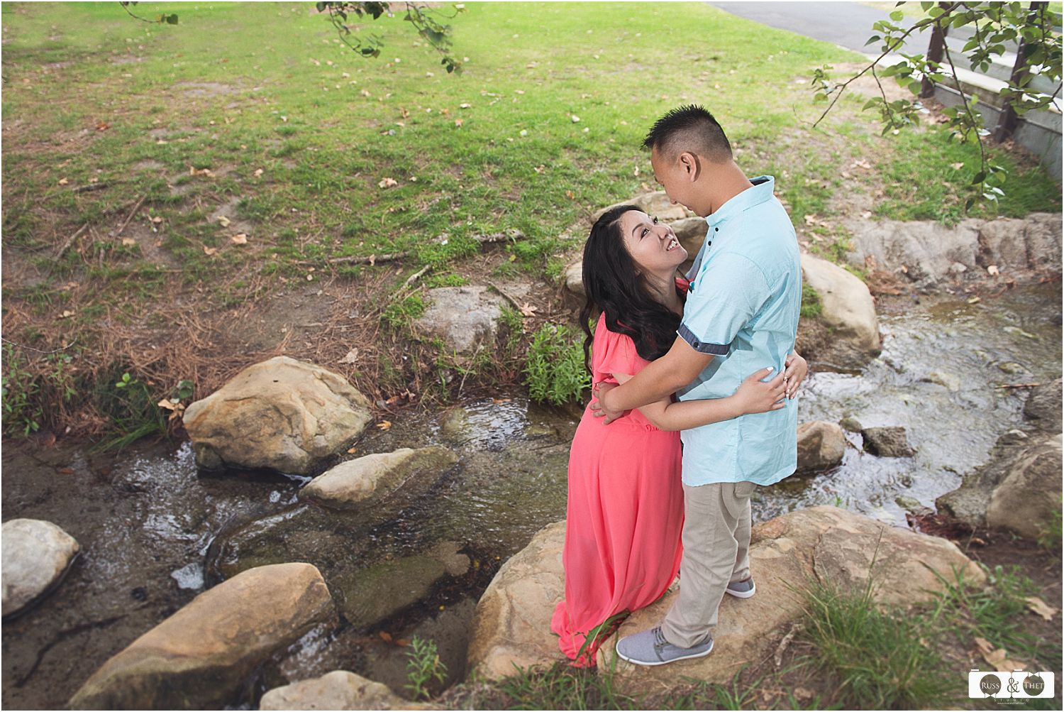 Yorba-park-engagement-session (4).jpg