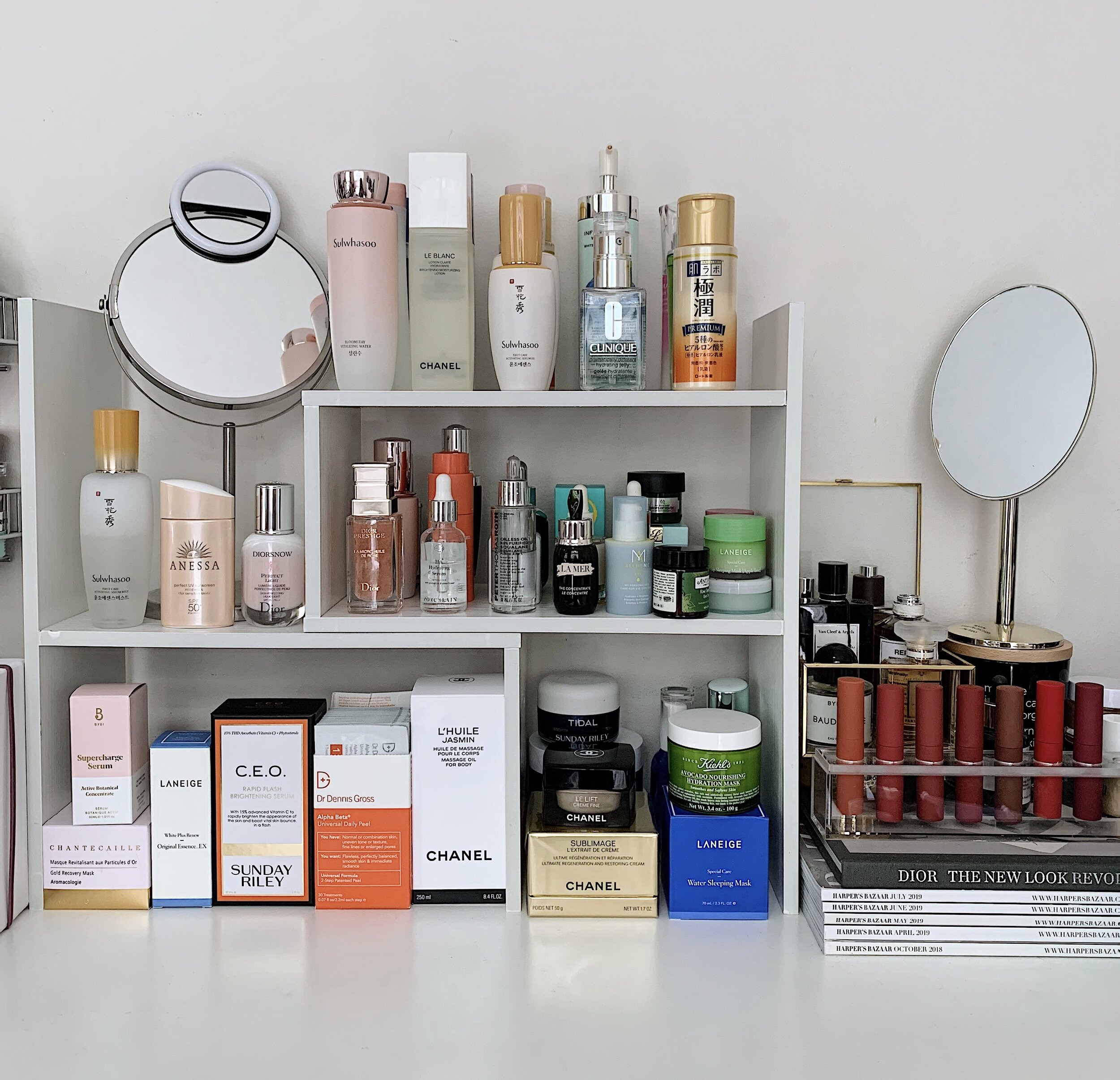 Organised vanity with adjustable shelves 2.jpg