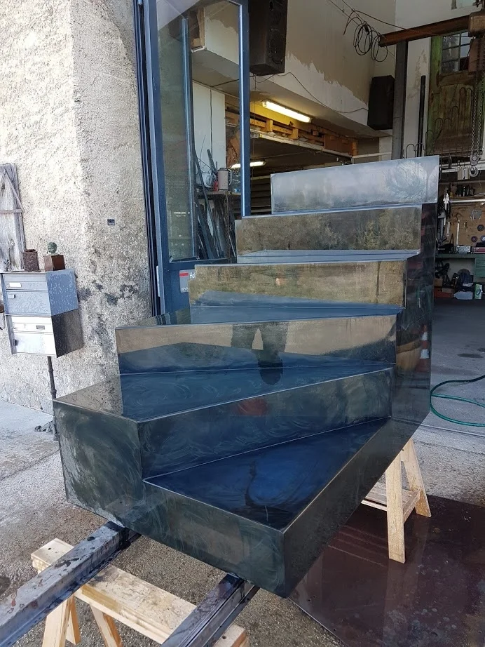 escalier.patiné.jpg