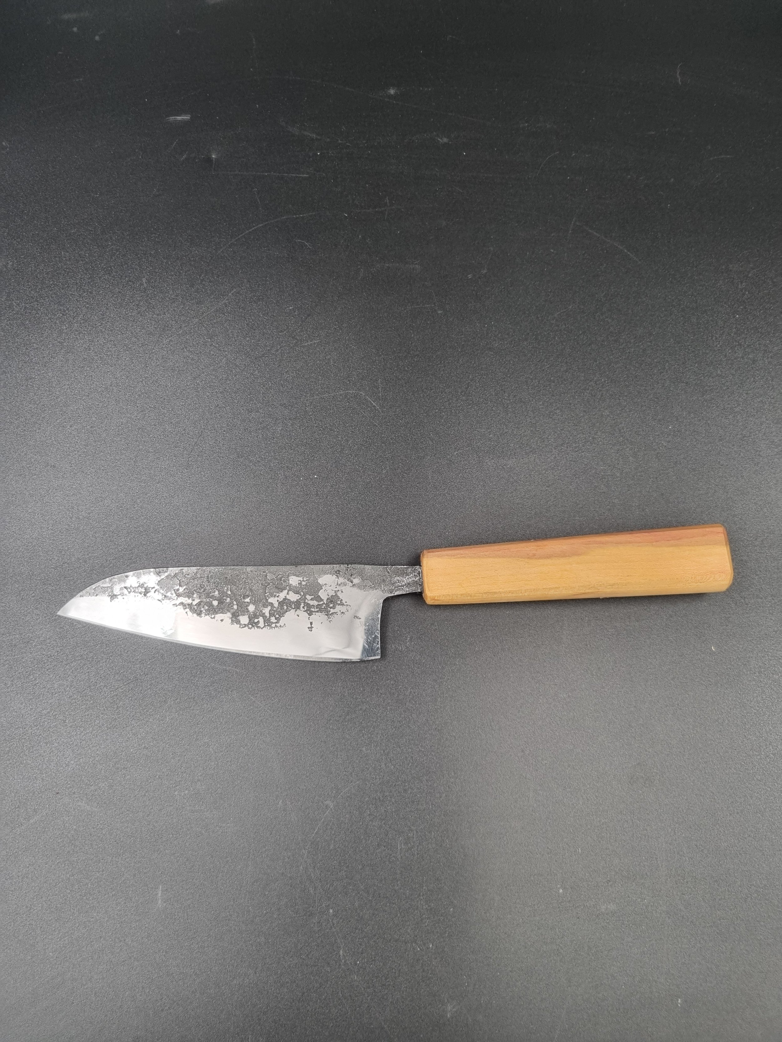 Small.santoku.130mm.jpg