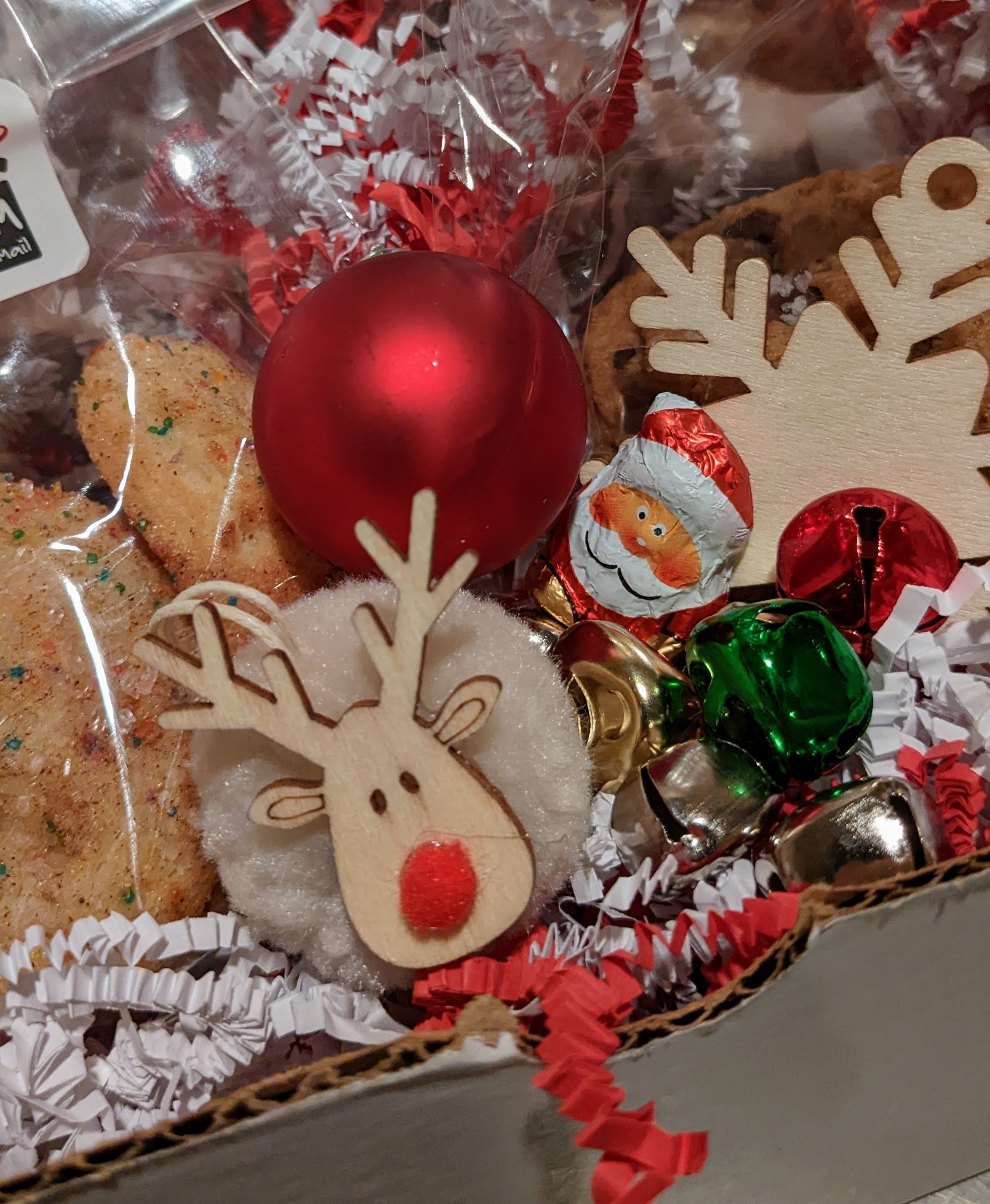 MITM 2022 Holiday Box Decor.jpg