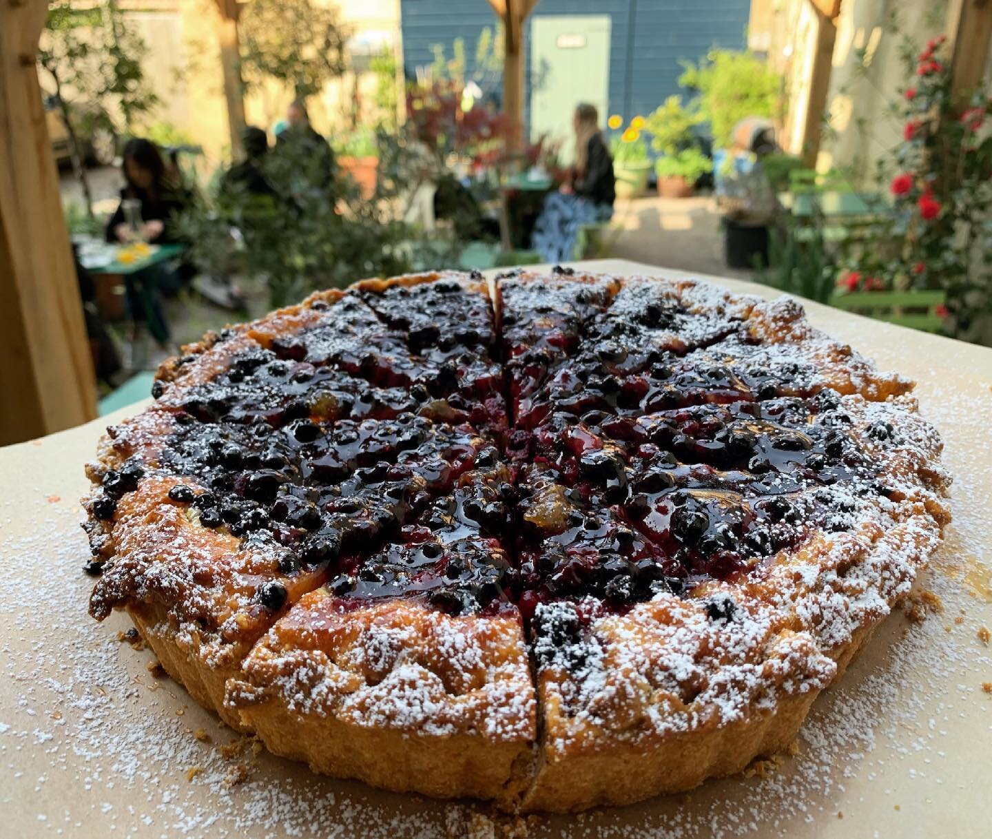 Blueberry tarts, almond croissants, secret garden and tulips.  What do they all have in common??? ...PARISSI! 😜

Enjoy our delicious brunches and handmade treats and best coffee in town in our upgraded secret garden.  So much love has gone in to thi