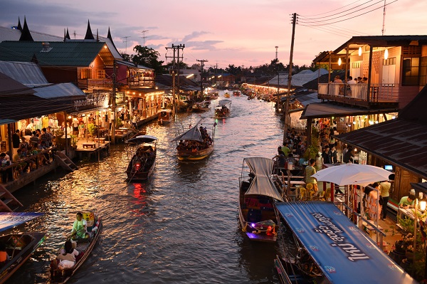 River Boat Ride on Mae Klong River photo from thaipurchasing.com