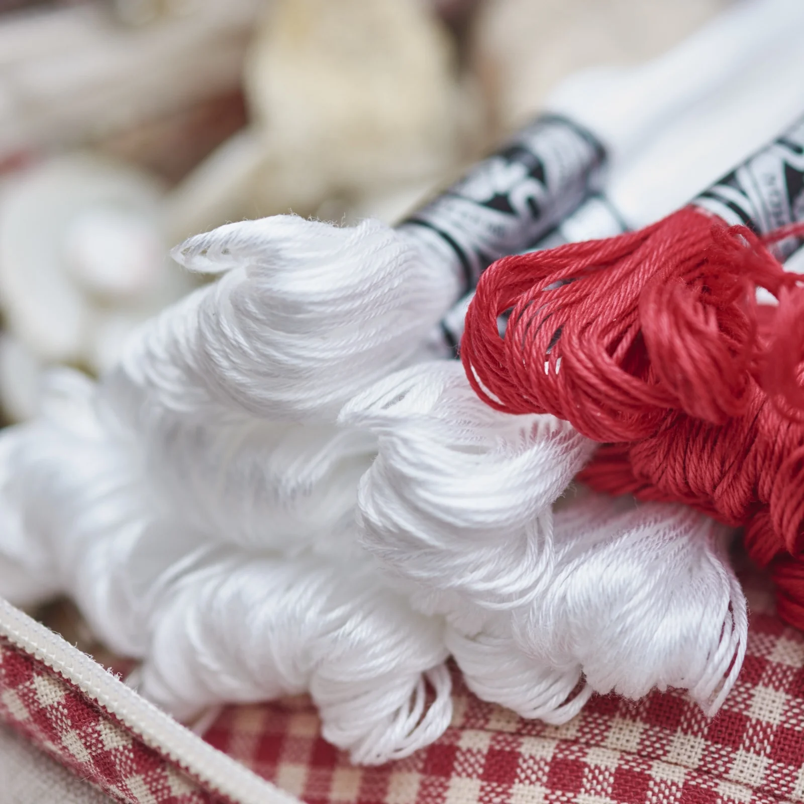 Red_&_white_christmas_181.jpg